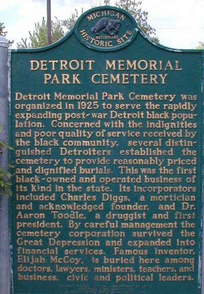 Detroit Memorial Cemetery Marker